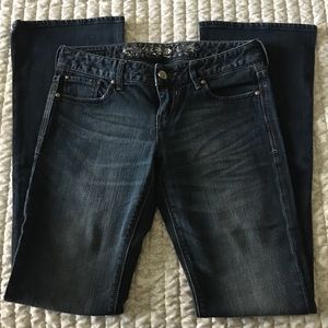 Express Jeans 2R Stella Low Rise Bootcut